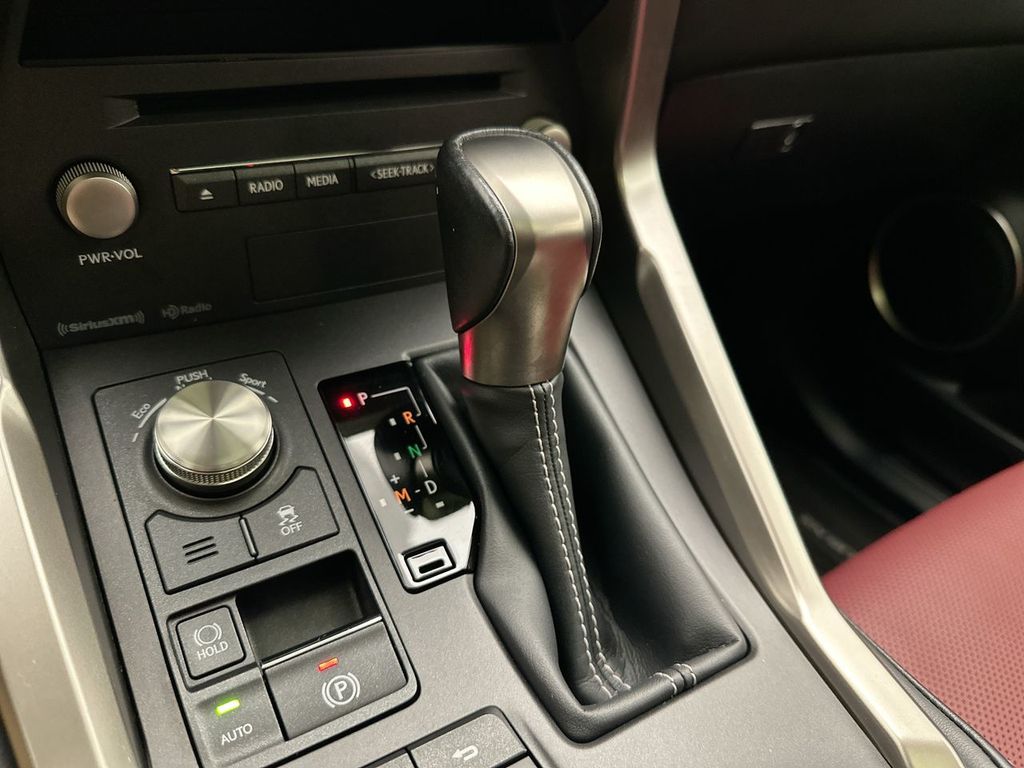 2021 Lexus NX 300 photo 12