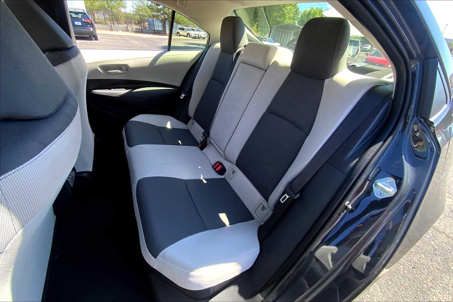 2025 Toyota Corolla Hybrid LE photo 16
