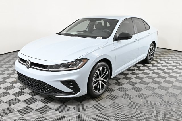 2025 Volkswagen Jetta 1.5T Sport photo 2