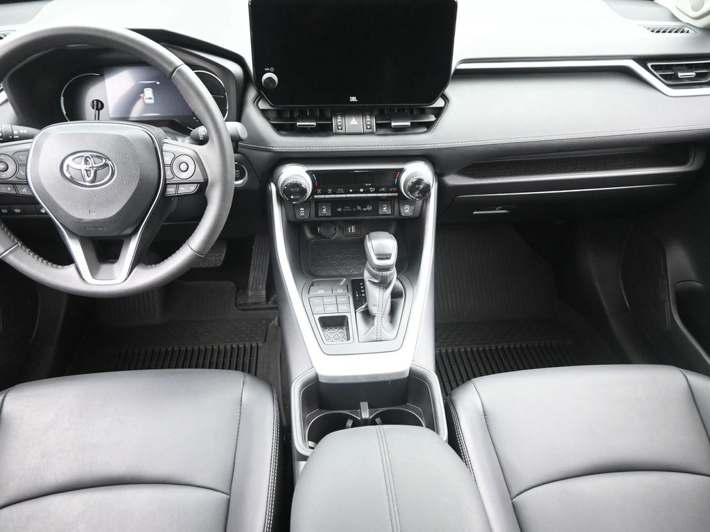 2024 Toyota RAV4 XLE Premium photo 11