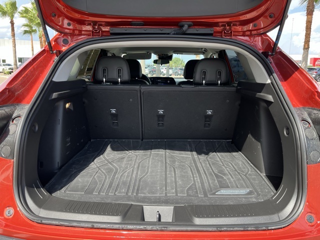 2024 Chevrolet Trax LT photo 31
