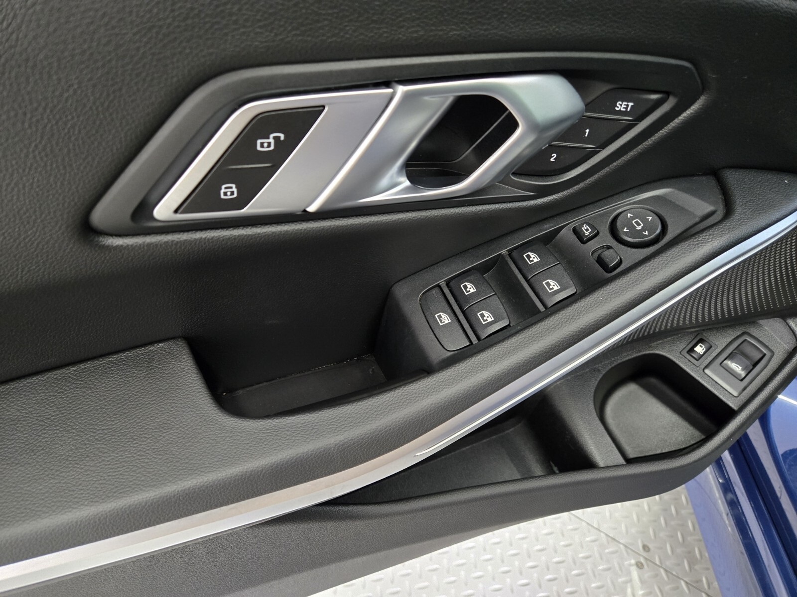 2023 Bmw 330e photo 22