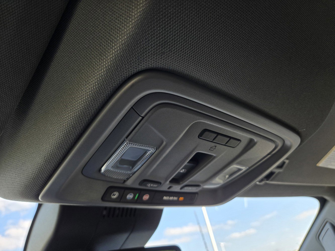 2025 Chevrolet Silverado 2500HD LT photo 4