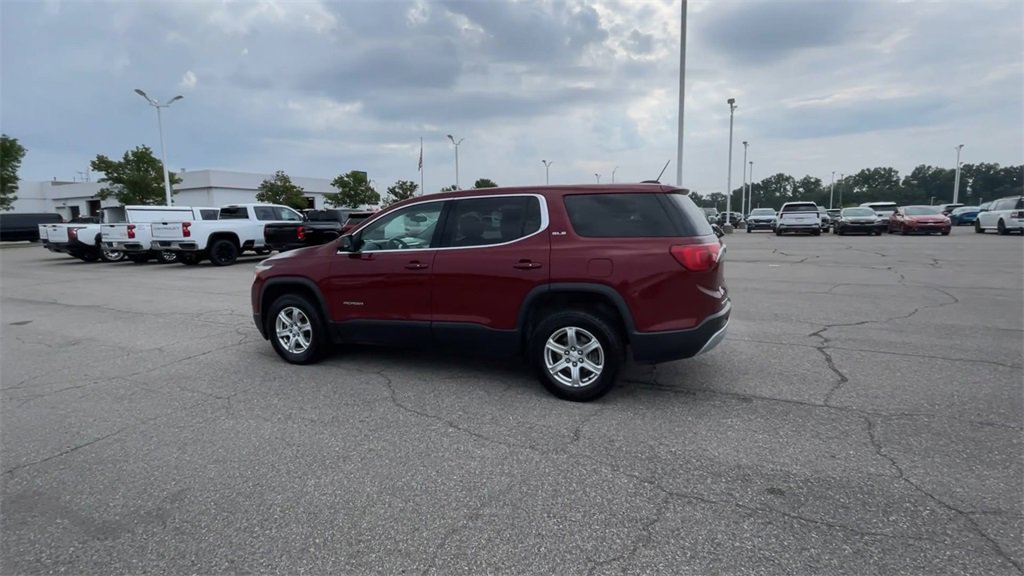 2017 Gmc Acadia SLE photo 5