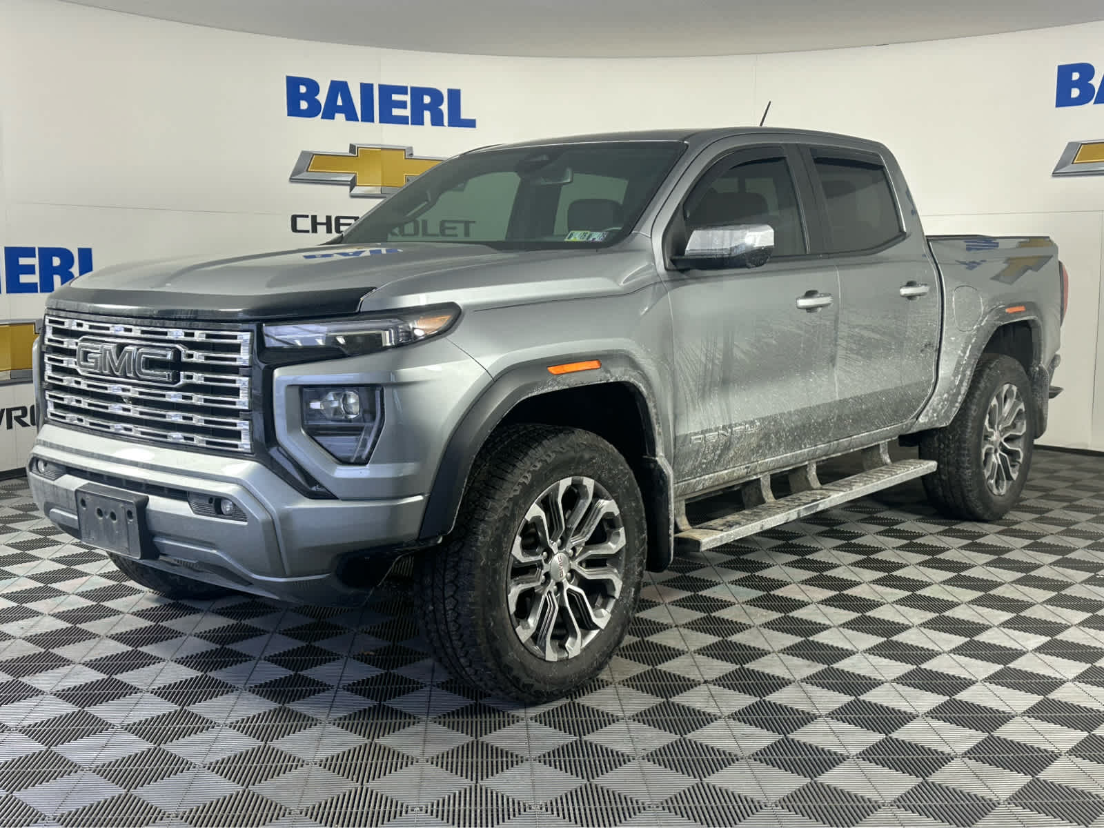 2023 GMC Canyon Denali's photo
