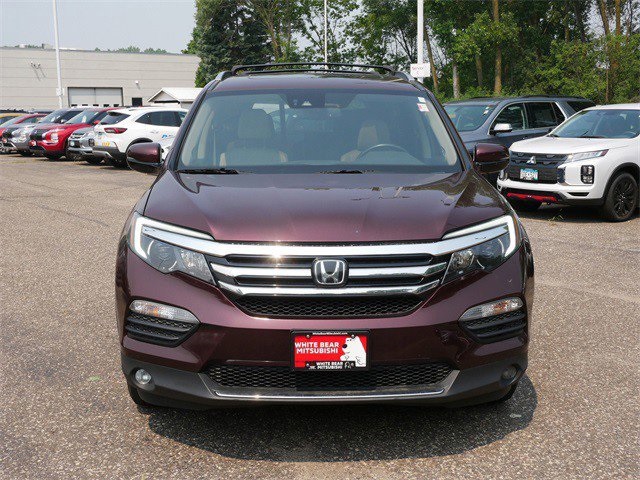 2016 Honda Pilot Elite photo 2