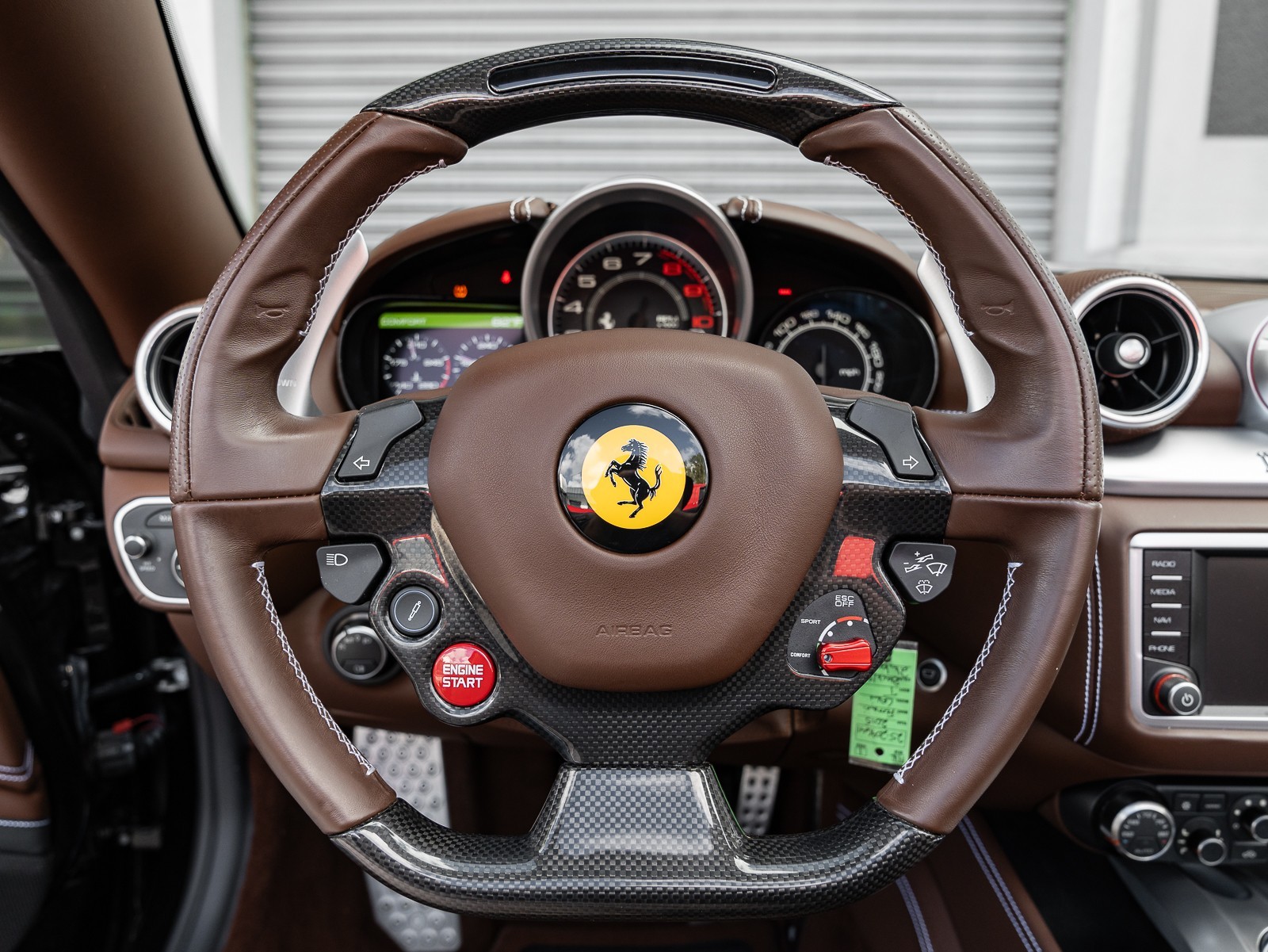 2015 Ferrari California T photo 8