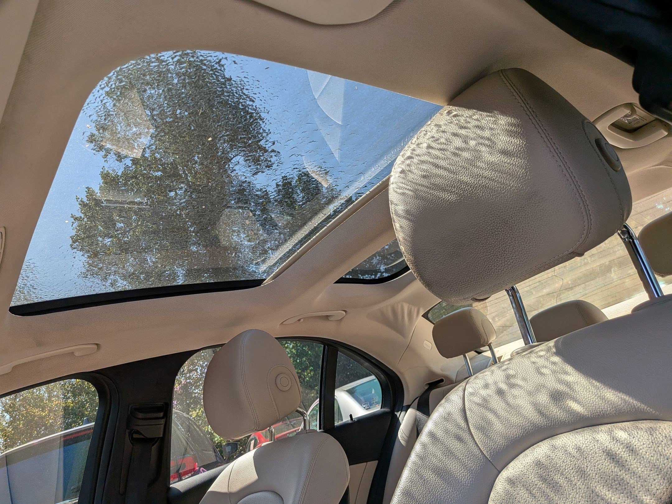 2017 Mercedes Benz C 300 4MATIC photo 12