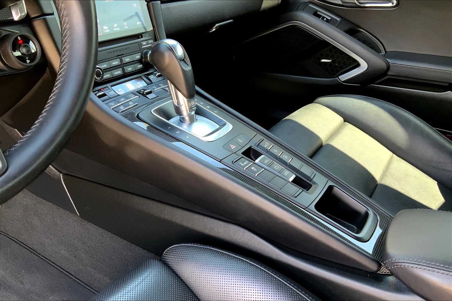 2019 Porsche 911 Turbo S photo 17