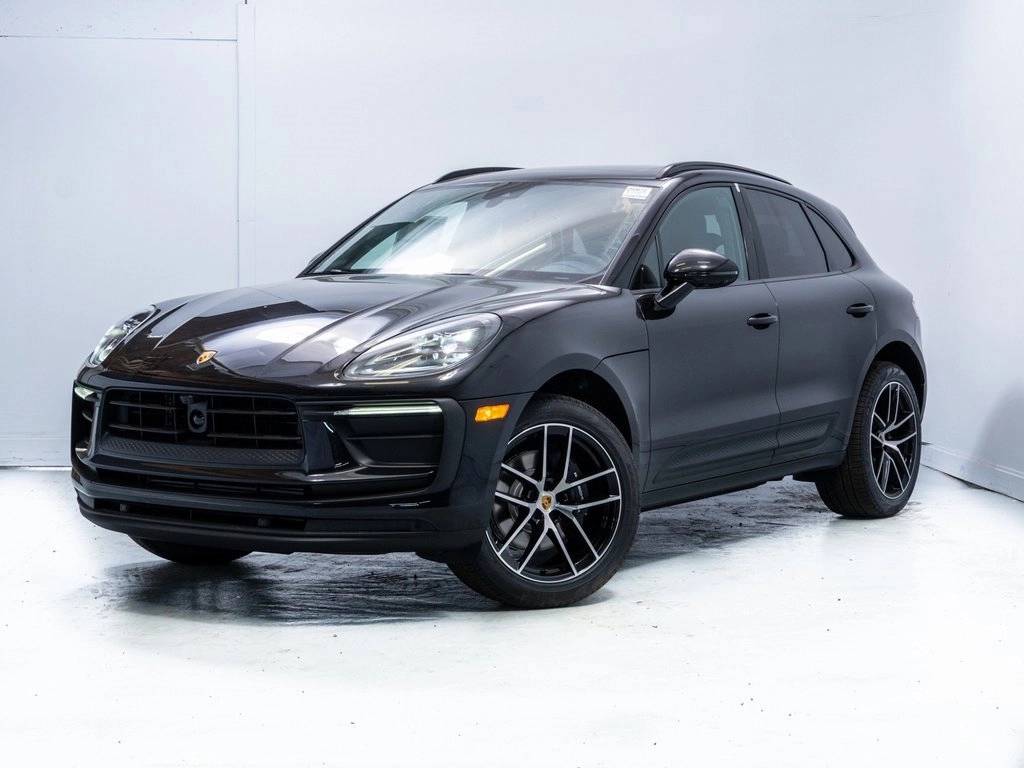2025 Porsche Macan