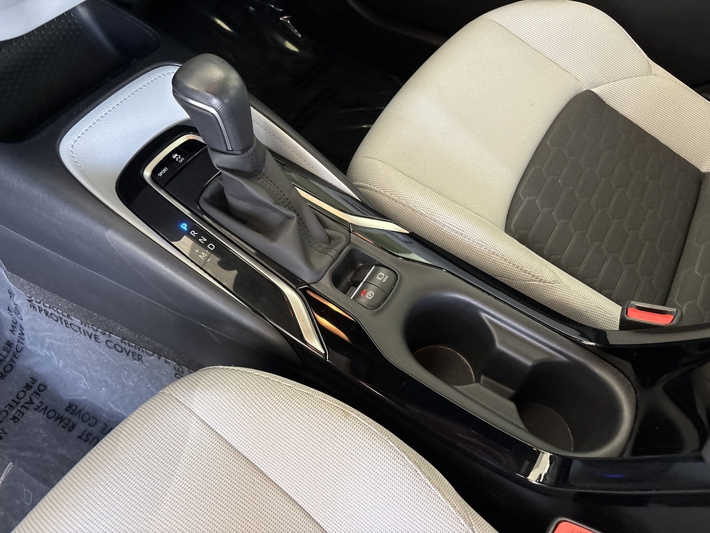 2021 Toyota Corolla SE photo 16