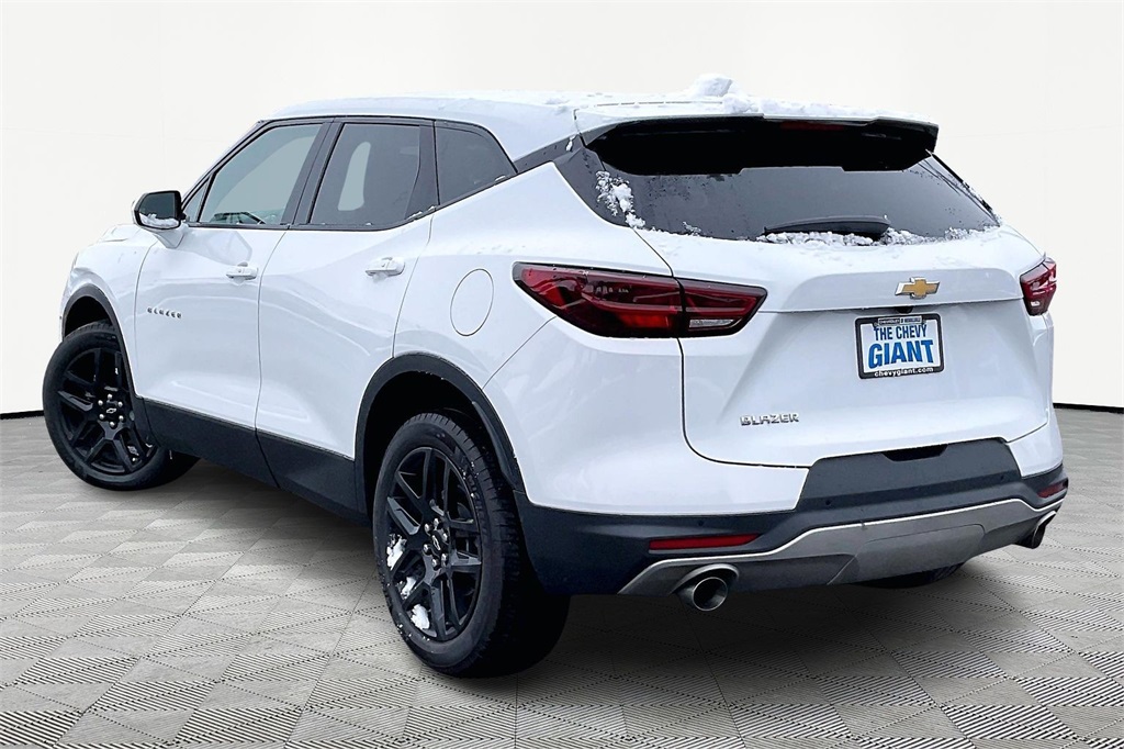 2023 Chevrolet Blazer 2LT photo 4