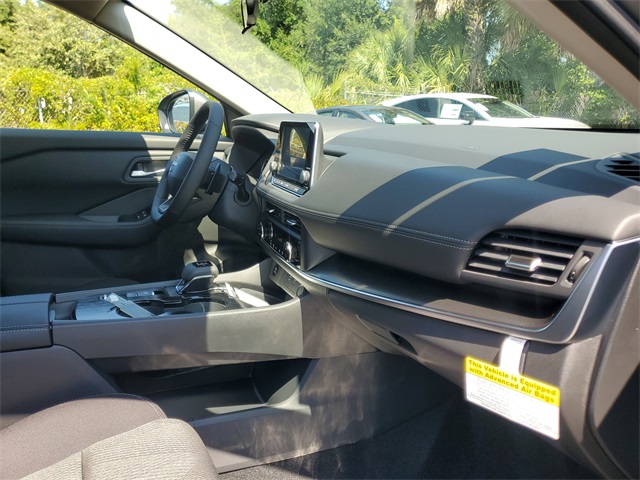 2026 Nissan Rogue SV photo 29