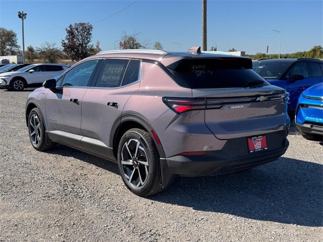 2026 Chevrolet Equinox EV 1LT photo 3