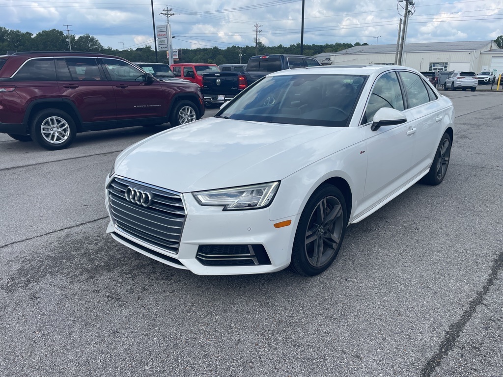 2018 Audi A4 2.0T Premium photo 2