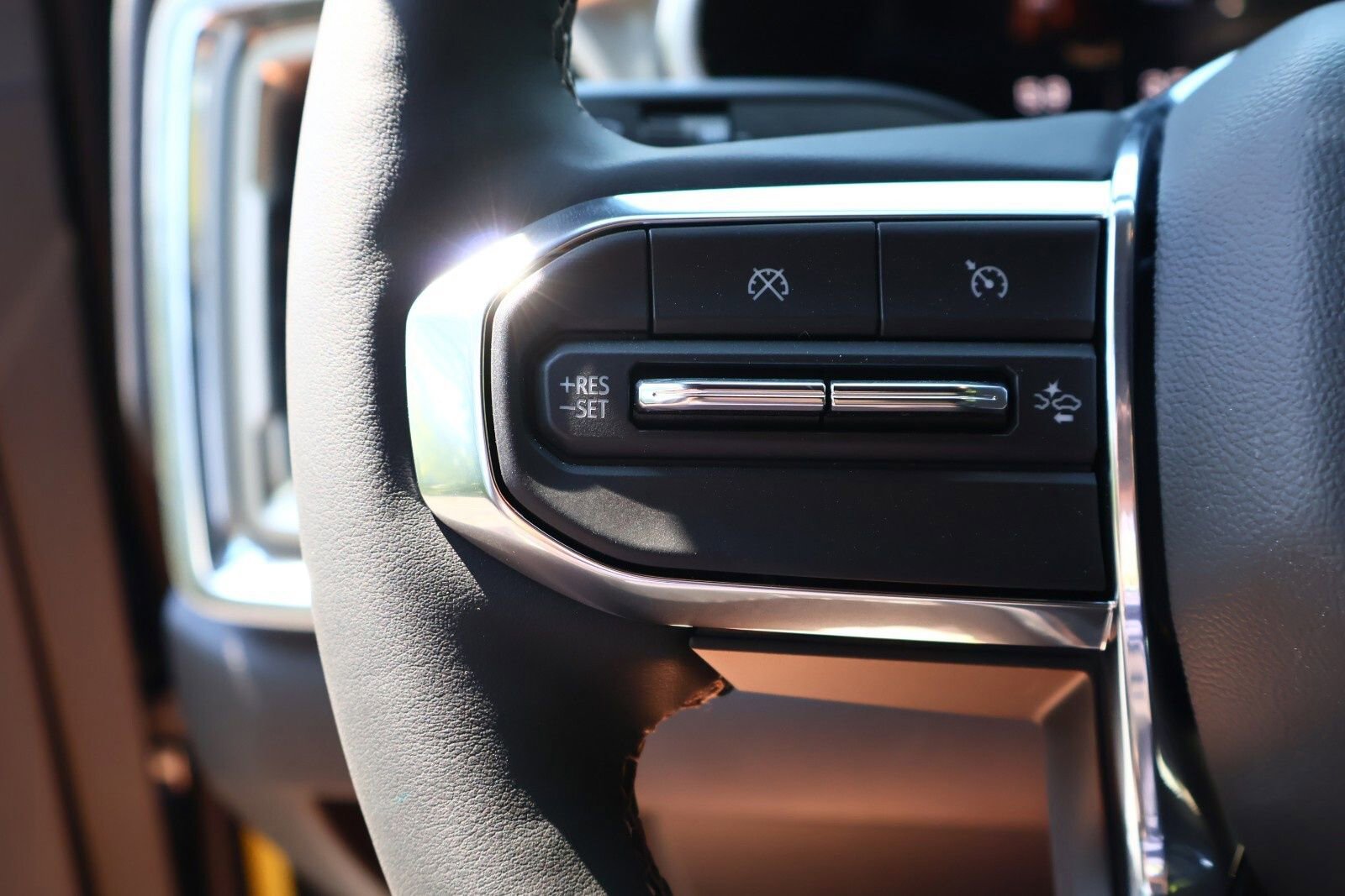 2025 Gmc Canyon Denali photo 16