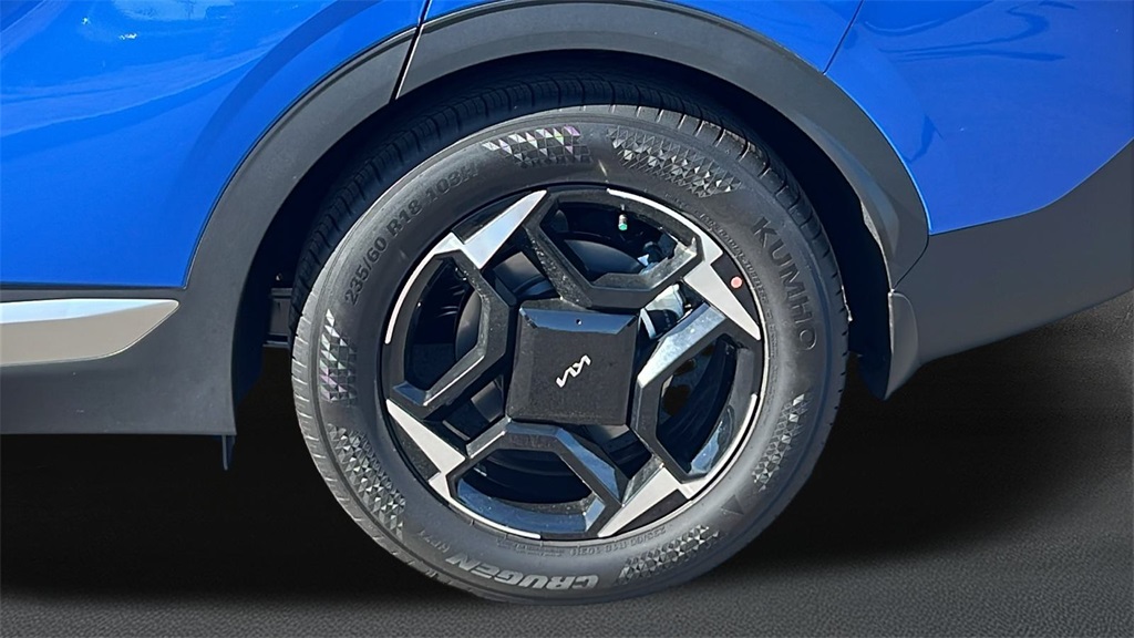 2026 Kia Sportage EX photo 3