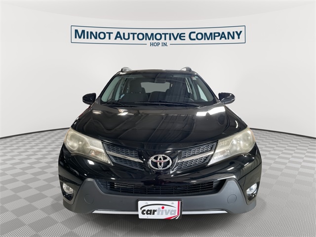 2013 Toyota RAV4 XLE photo 2