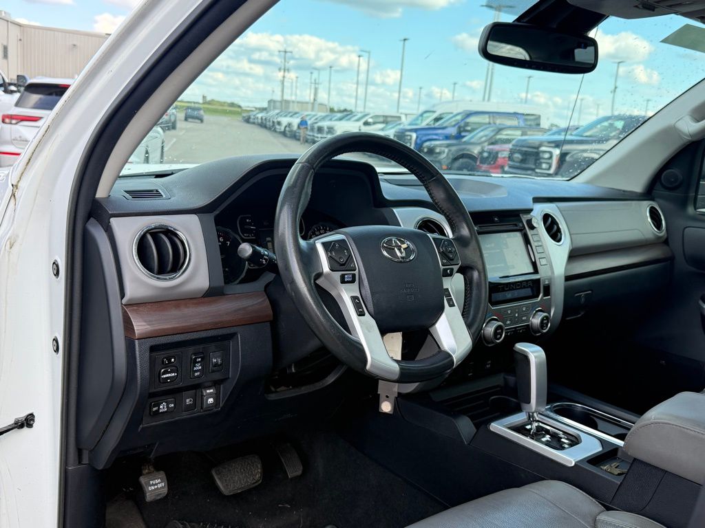 2018 Toyota Tundra Limited photo 3