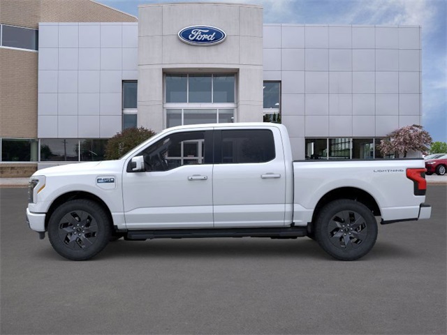 2025 Ford F-150 Lightning Lariat photo 3