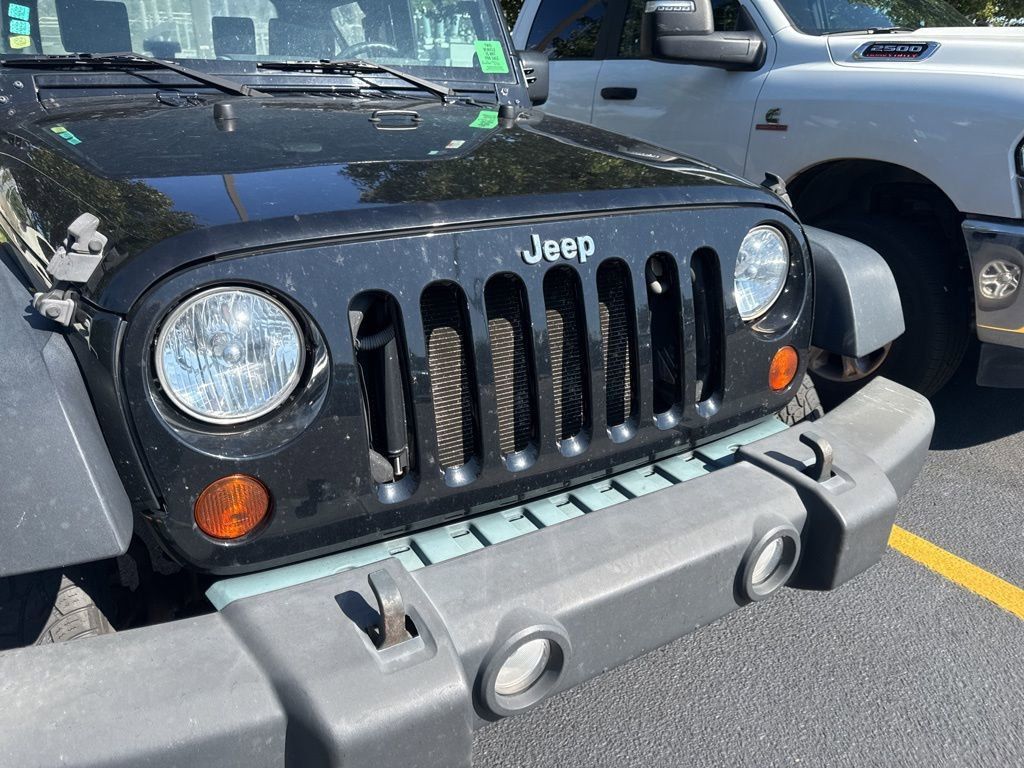 2010 Jeep Wrangler Sport photo 11