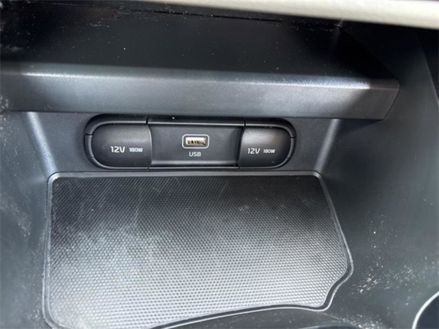 2023 Kia Soul LX photo 14