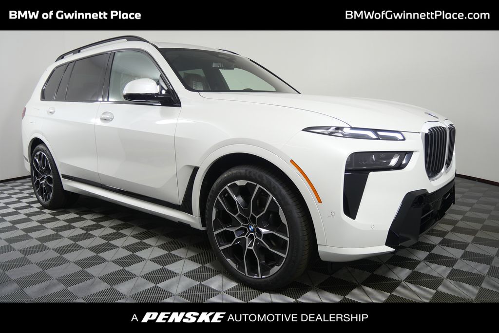 2026 BMW X7 40i's photo