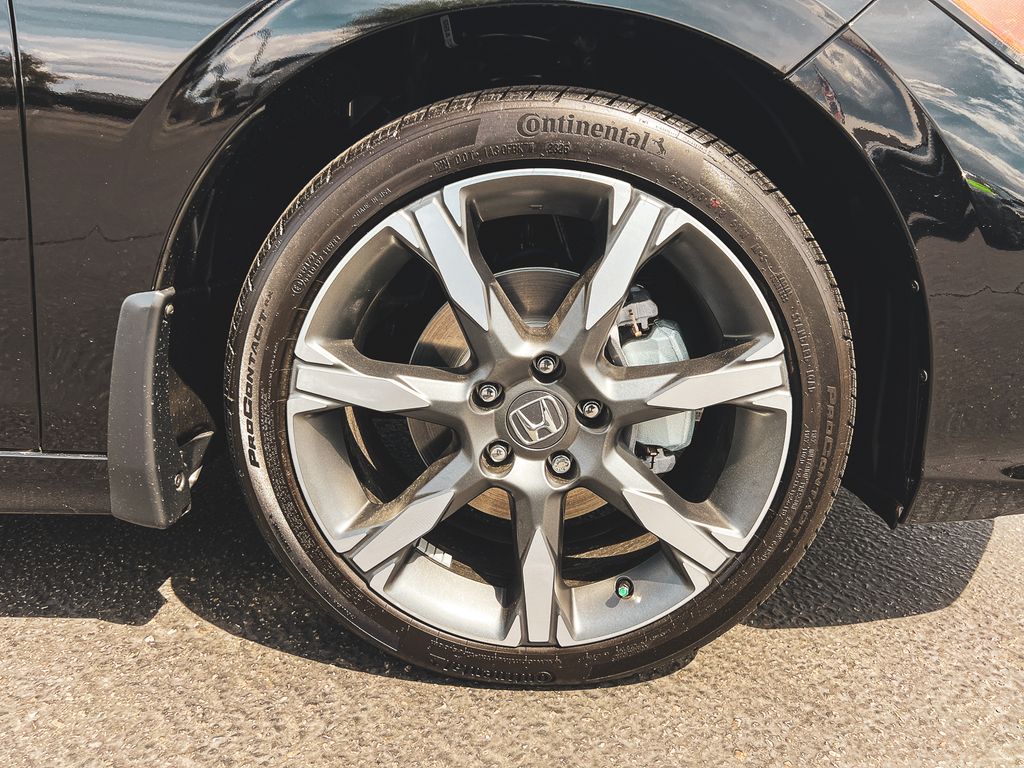 2026 Honda Civic Hybrid Sport Touring photo 4