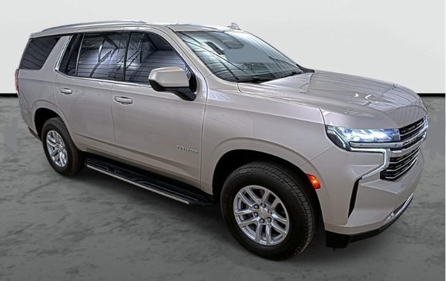 2021 Chevrolet Tahoe LT photo 2