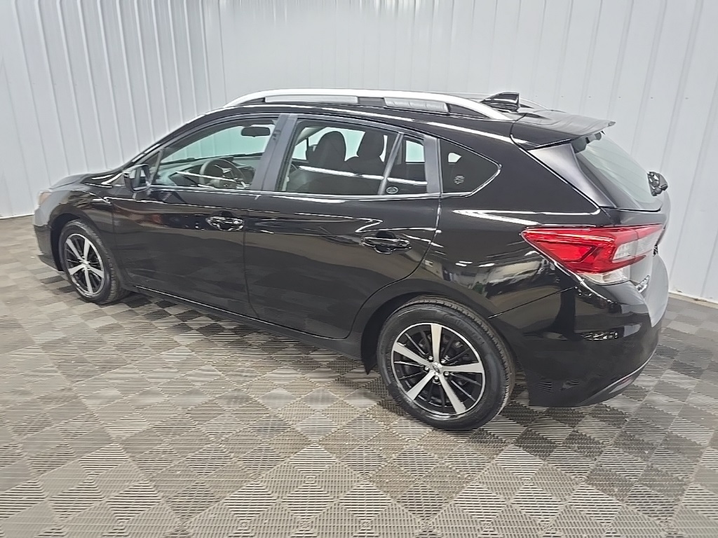 2022 Subaru Impreza Premium photo 4