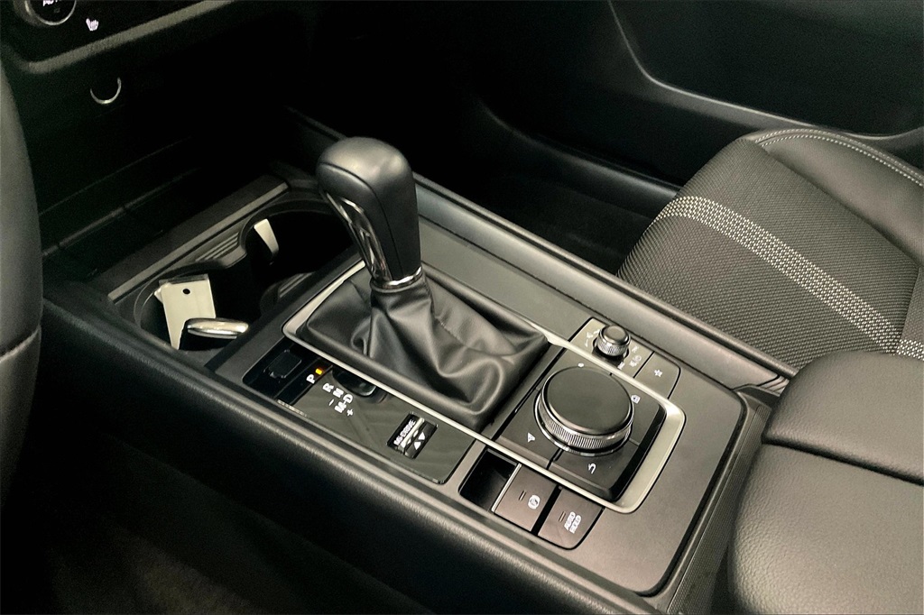2025 MAZDA CX-50 - Image 16