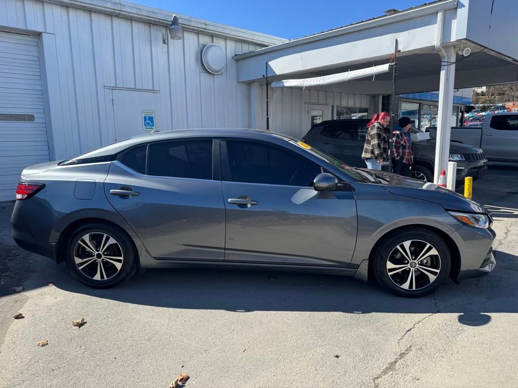 2022 Nissan Sentra SV photo 6