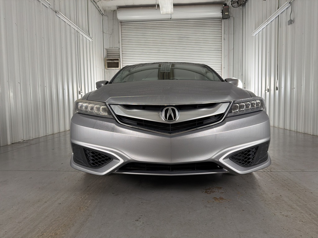 2018 Acura ILX Base Plus photo 2