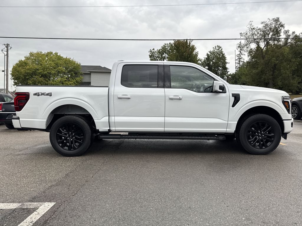 2025 Ford F-150 Lariat photo 4
