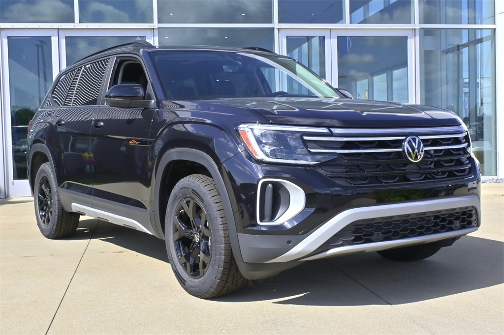 2026 Volkswagen Atlas Atlas Peak Edition's photo