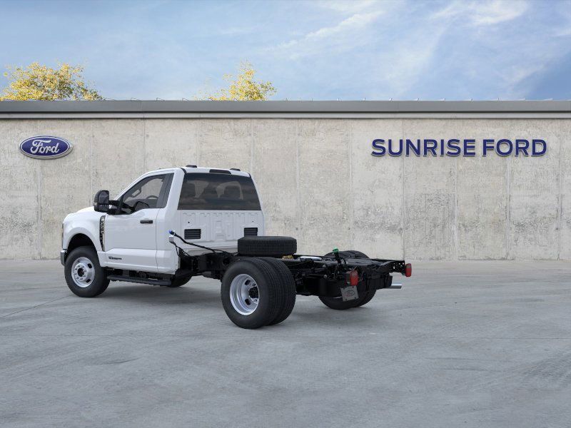 2026 Ford F-350 XL photo 5