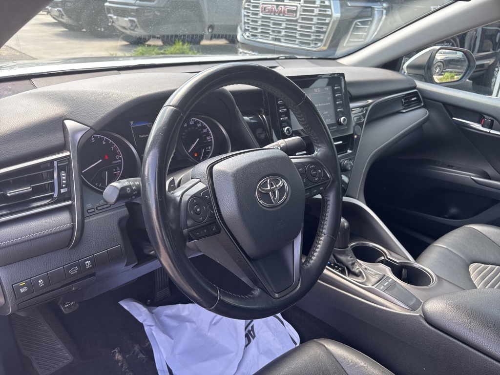 2022 Toyota Camry SE photo 15