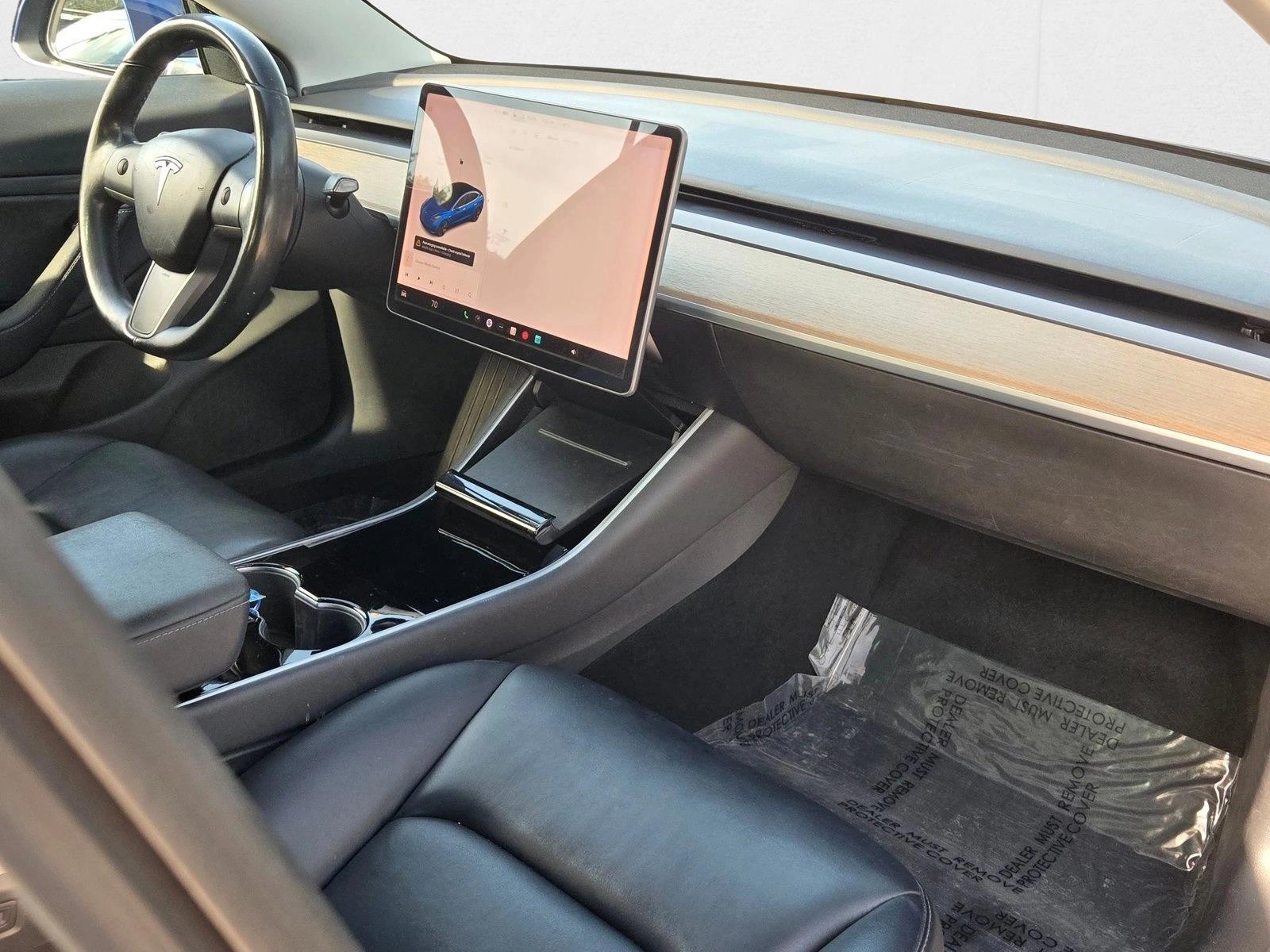 2019 Tesla Model 3 Standard Range Plus photo 19