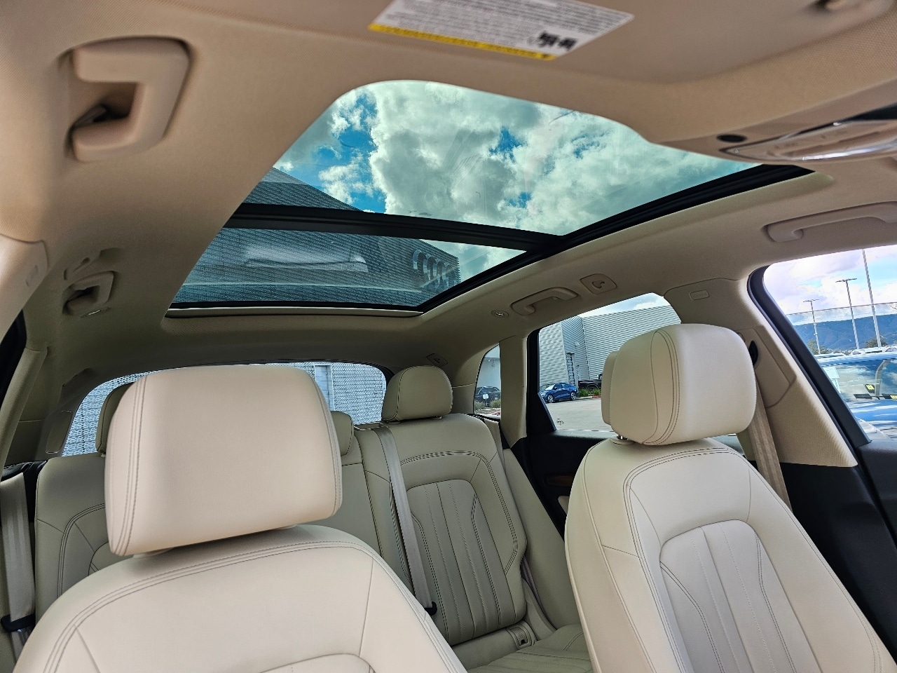 2023 Audi Q5 45 S line Premium Plus photo 3