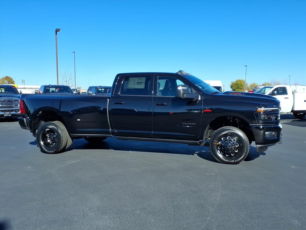 2026 Ram 3500 Laramie photo 2