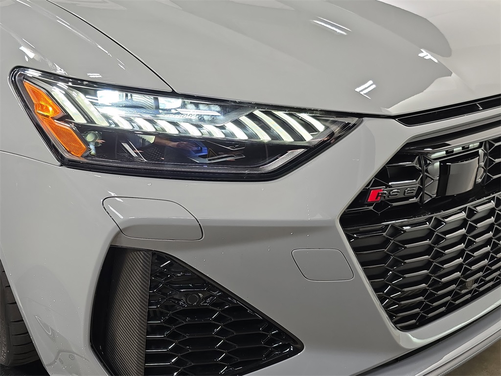 2025 Audi RS 6 Avant Performance Base photo 12