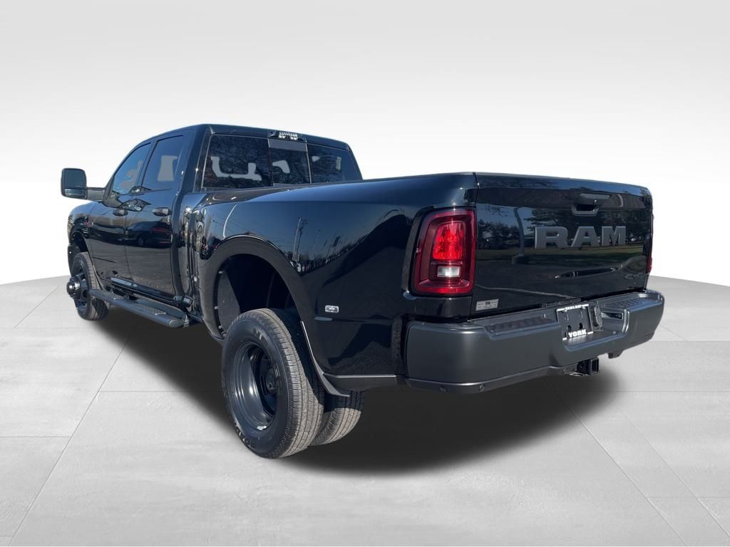 2026 Ram 3500 Tradesman photo 2