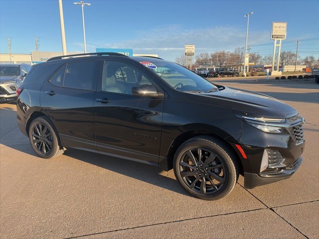 2022 Chevrolet Equinox RS's photo