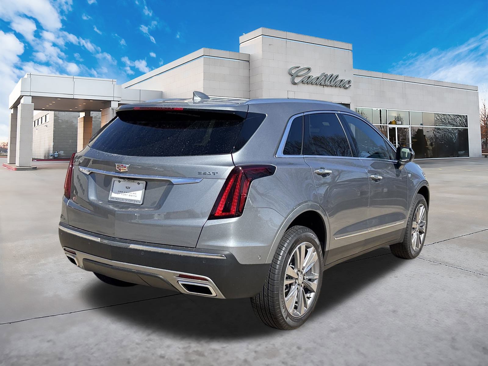 2025 Cadillac XT5 Premium Luxury photo 3