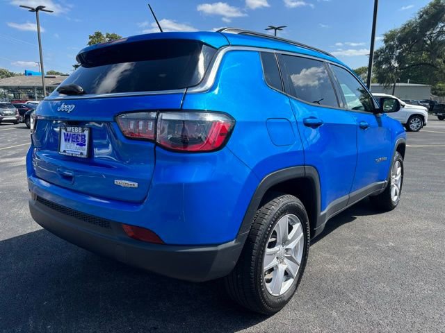 2022 Jeep Compass Latitude photo 4