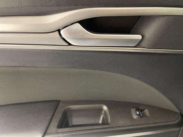 2020 Ford Fusion SE photo 31