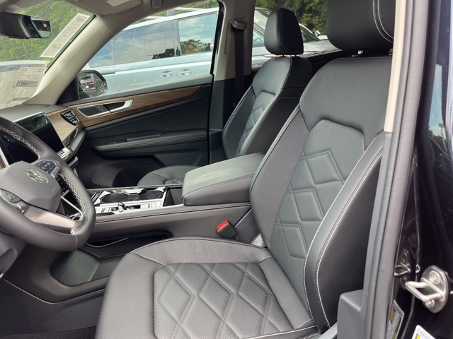 2026 Volkswagen Atlas SE Technology photo 7