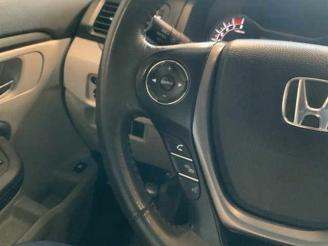2019 Honda Ridgeline RTL photo 25