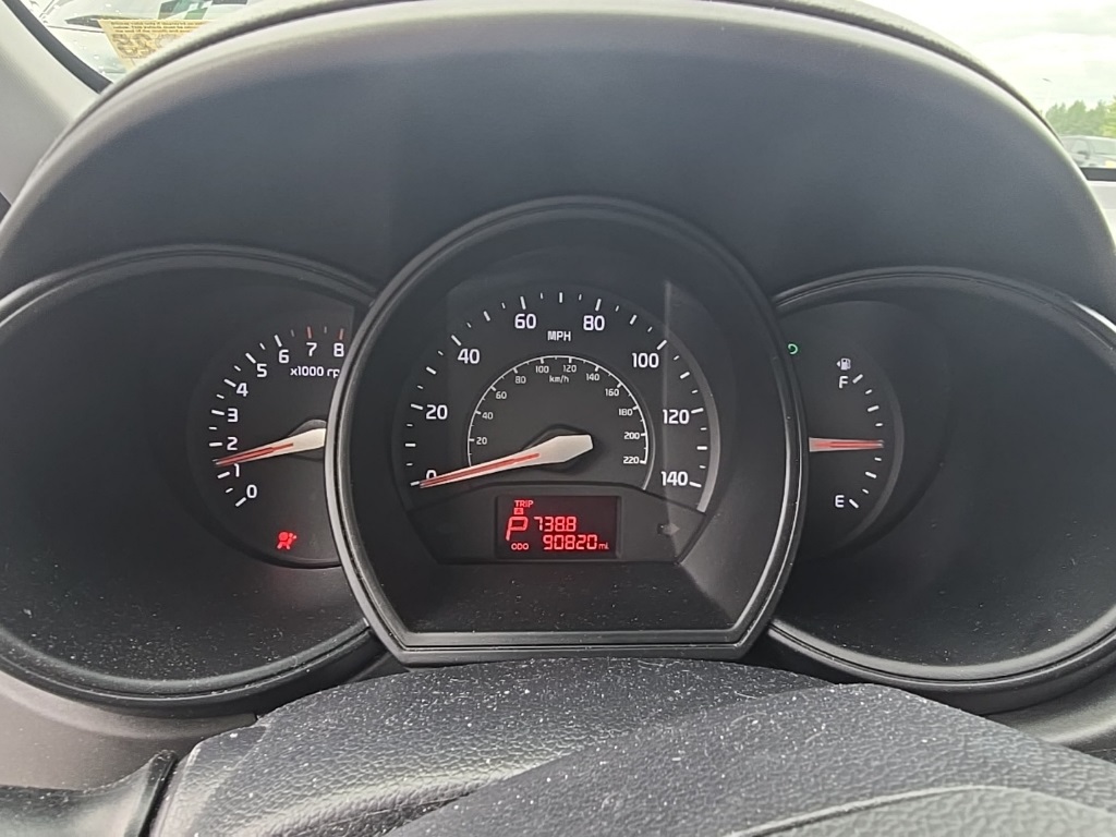 2013 Kia Rio EX photo 14