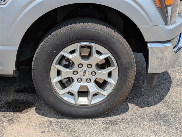 2023 Ford F-150 XLT photo 10